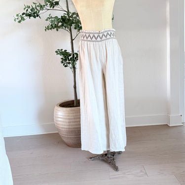 Constance Linen Pant with Smocked Trim