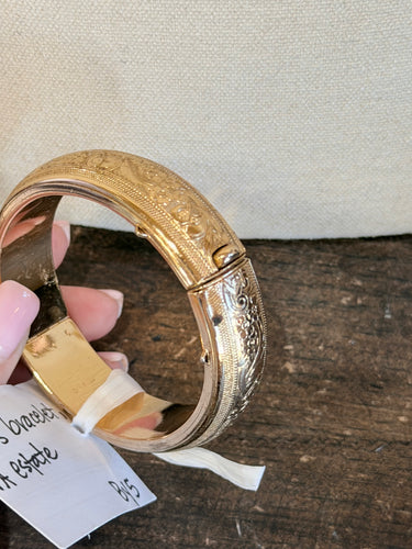1960s Gold Hinged Bracelet