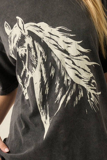 Vintage-Style Horse Mineral-Wash Oversize Graphic Tee