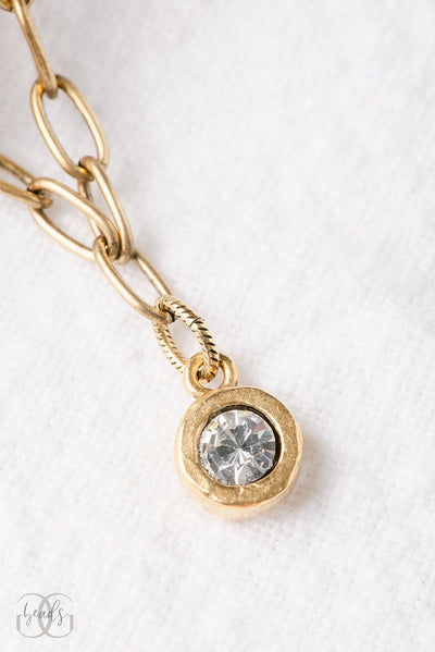 Sparkle in Your Eye Necklace