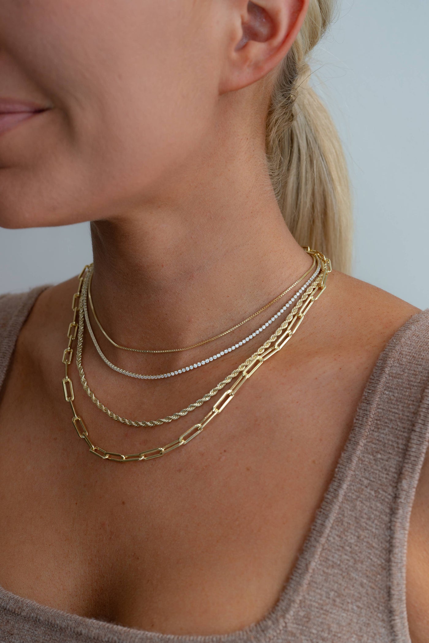 The Leo Chain (Essentials Collection): Gold
