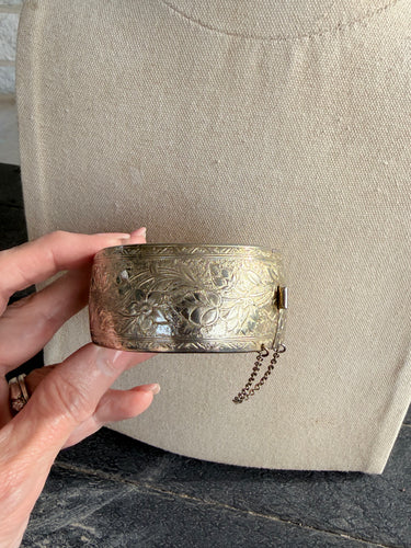 1950s Hinged Bracelet
