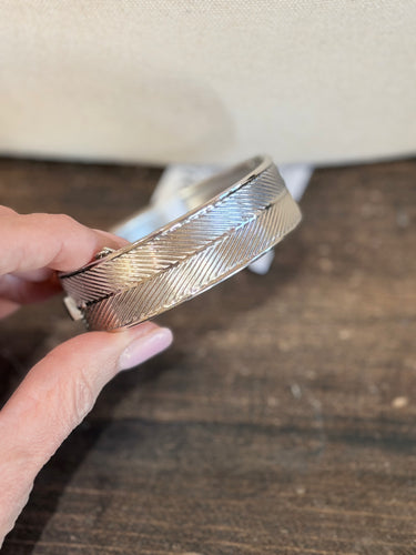 1950s Silver Hinged Bracelet