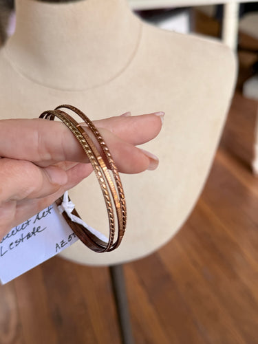 1960s Bangle Set az574