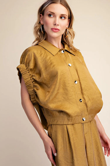 Addison Collared Blouse with Short Elastic Band Sleeve