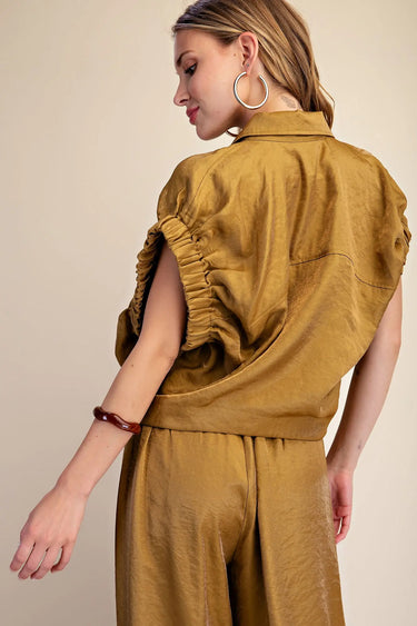 Addison Collared Blouse with Short Elastic Band Sleeve