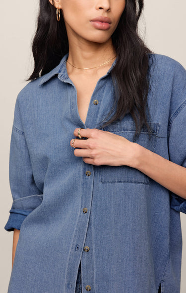 Z Supply The Perfect Twill Button Up - Classic Indigo
