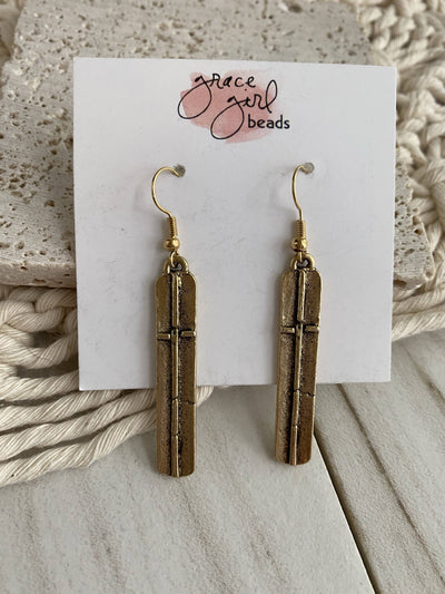 Luminous Earrings: Gold