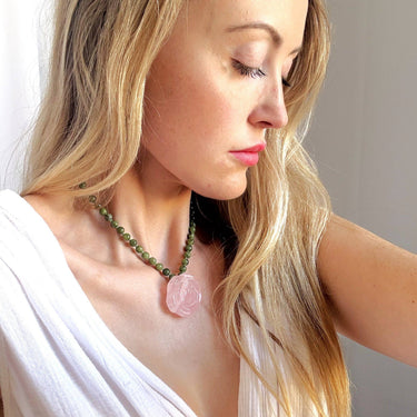 Cora Beaded Flower Necklace