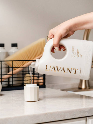 Fresh Linen High Performing Laundry Detergent  by L'AVANT