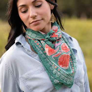 Wild Rag Winnie Bandana-34"
