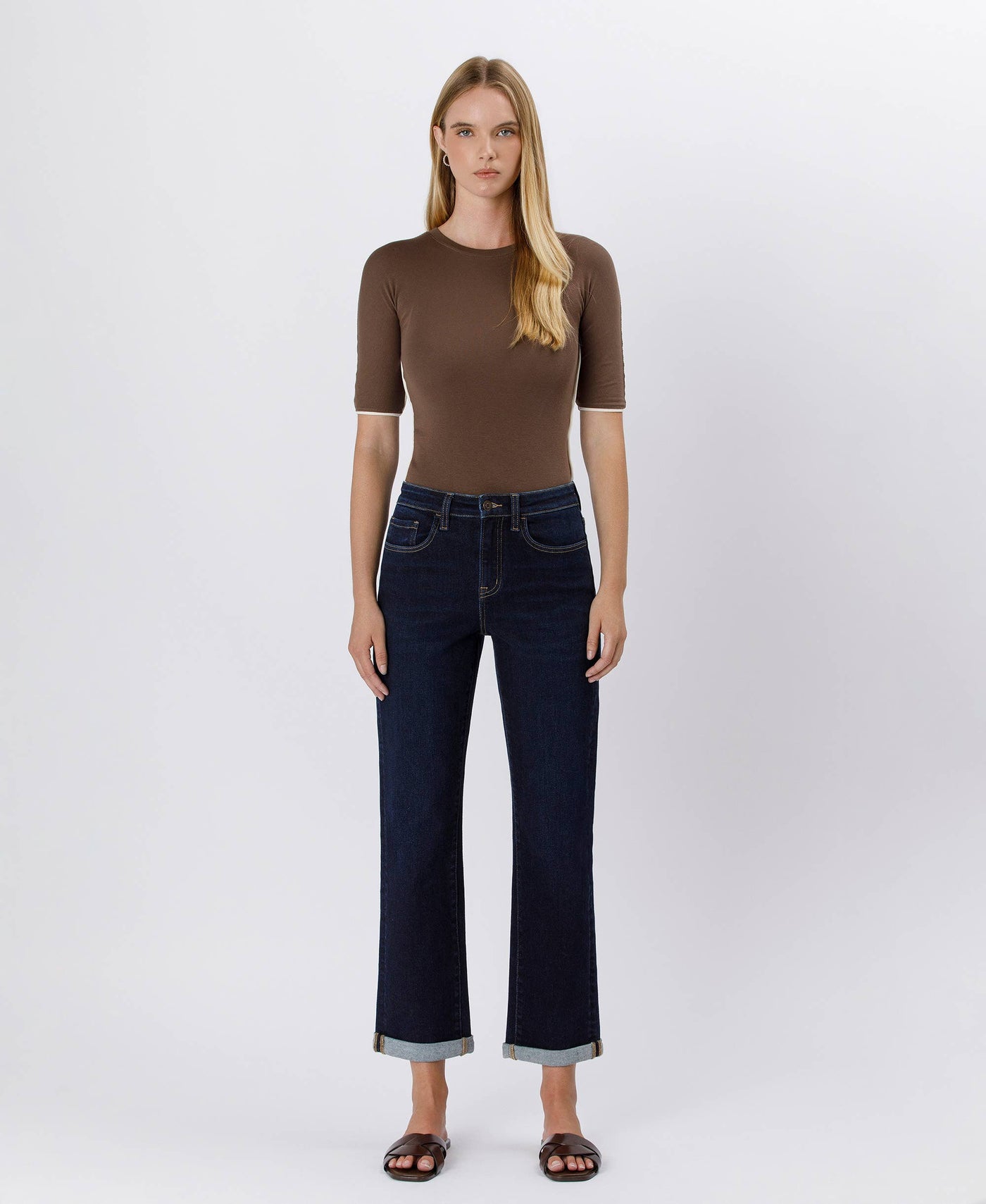 Lola HIGH RISE CUFFED CROP STRAIGHT JEANS