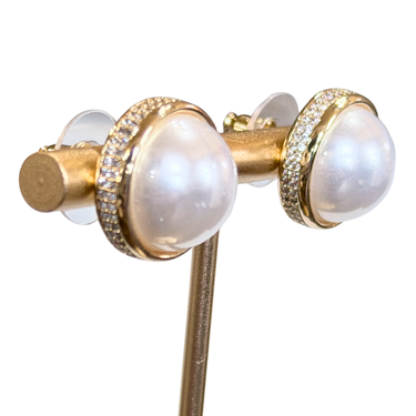 Round Pearl Studs with Crystal Trim