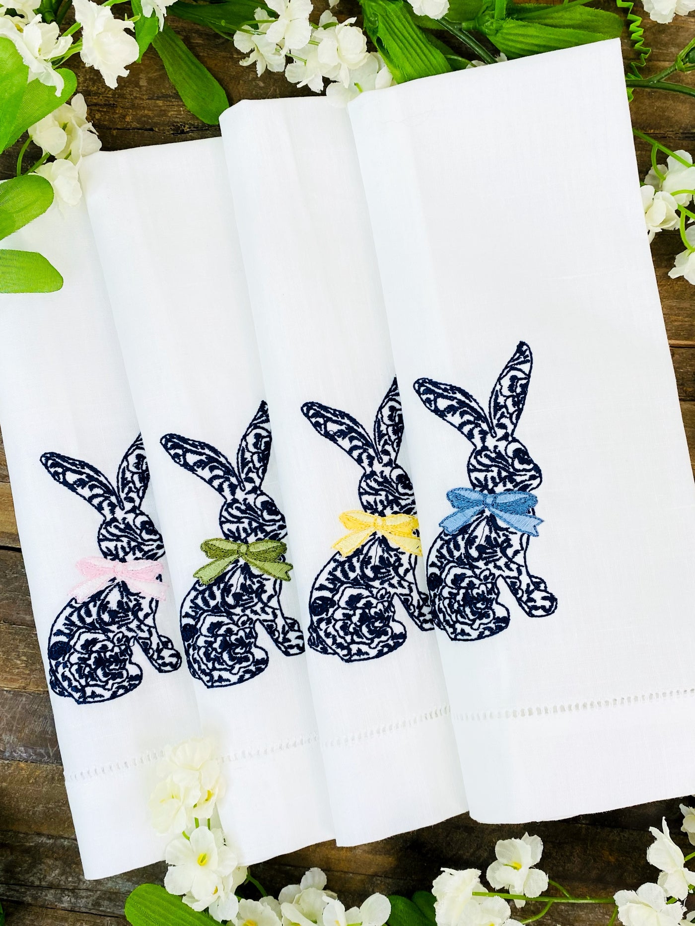 Chinoiserie Bunny Guest Towel
